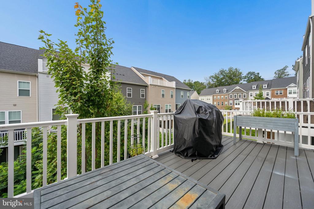 2159 OTTER CREEK CIRCLE