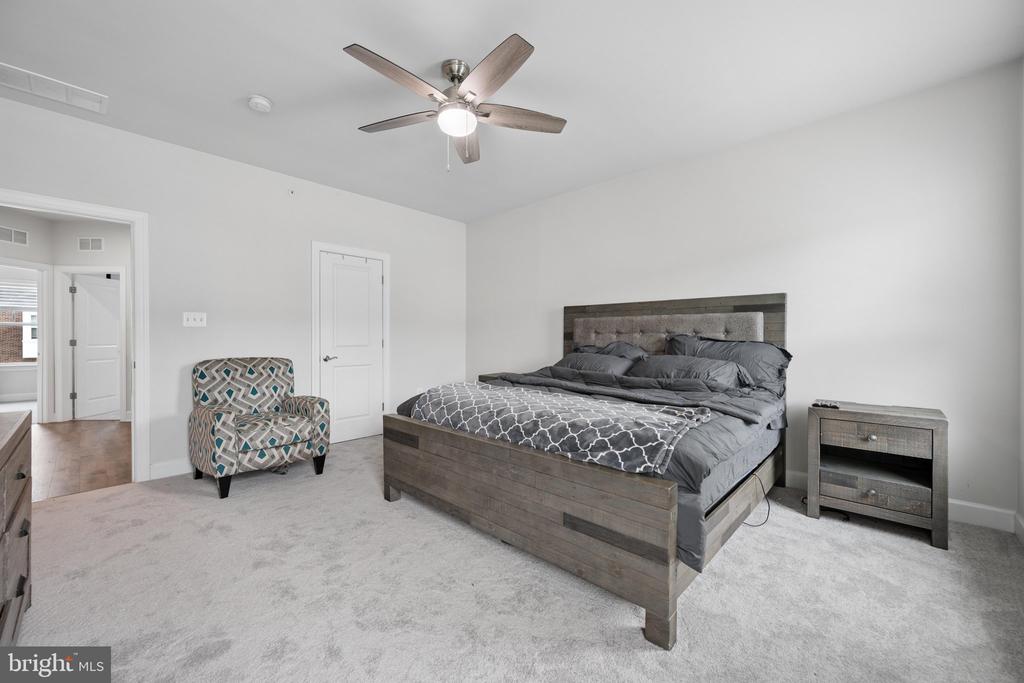 2159 OTTER CREEK CIRCLE