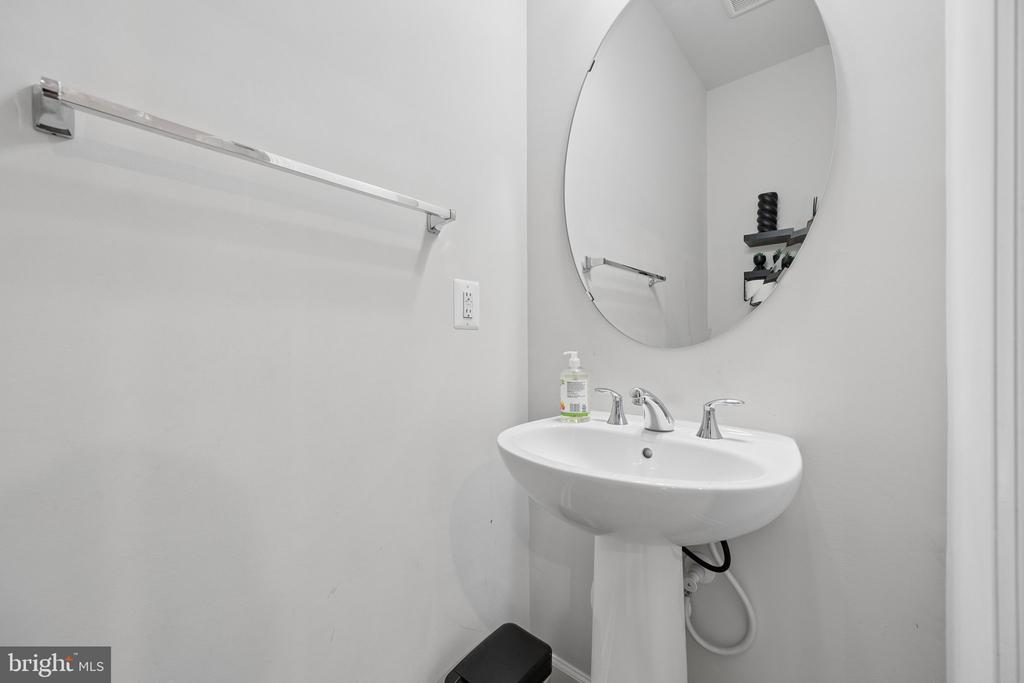 2159 OTTER CREEK CIRCLE
