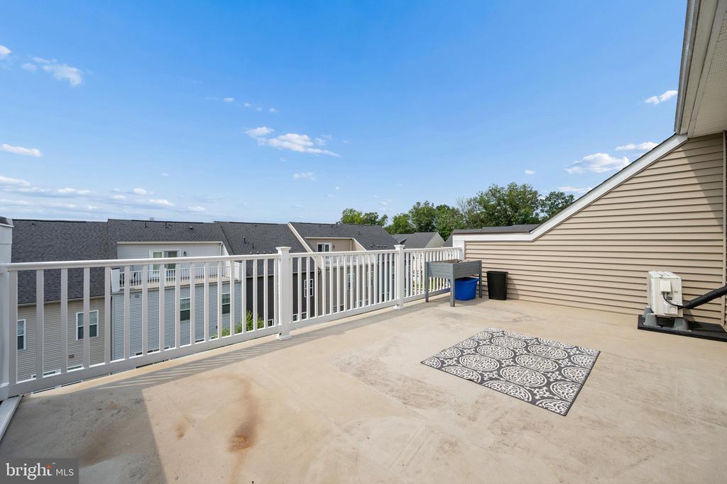 2159 OTTER CREEK CIRCLE