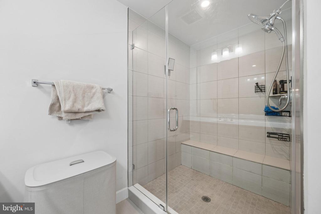 2159 OTTER CREEK CIRCLE