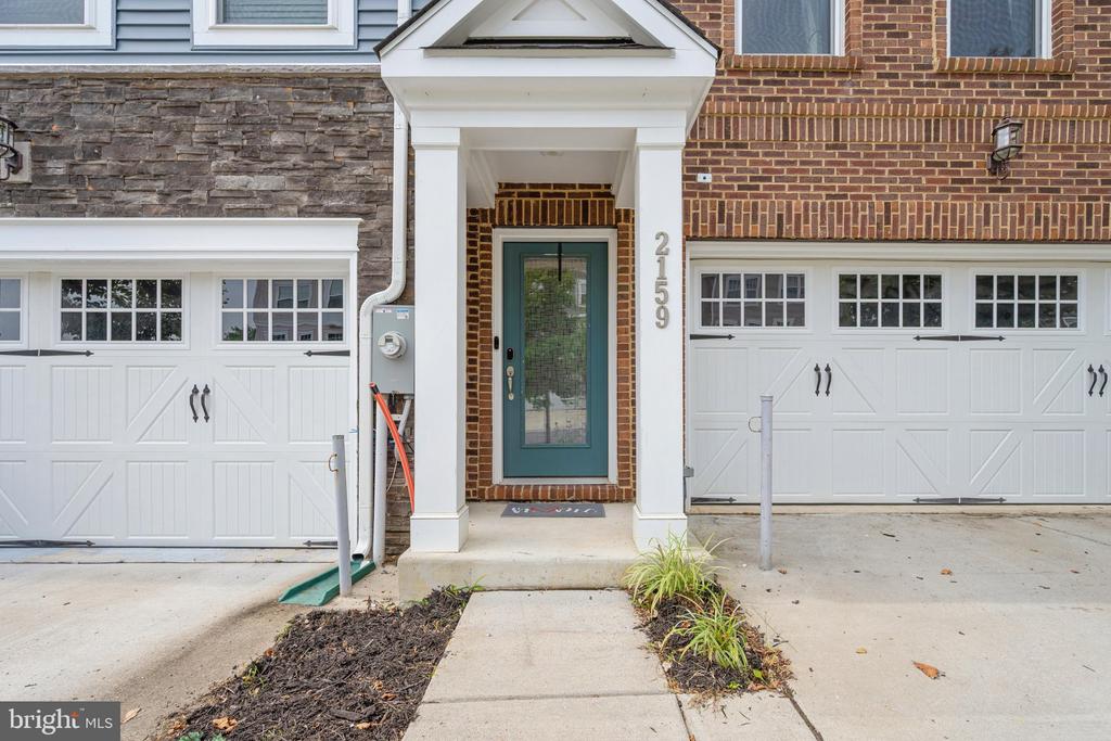 2159 OTTER CREEK CIRCLE