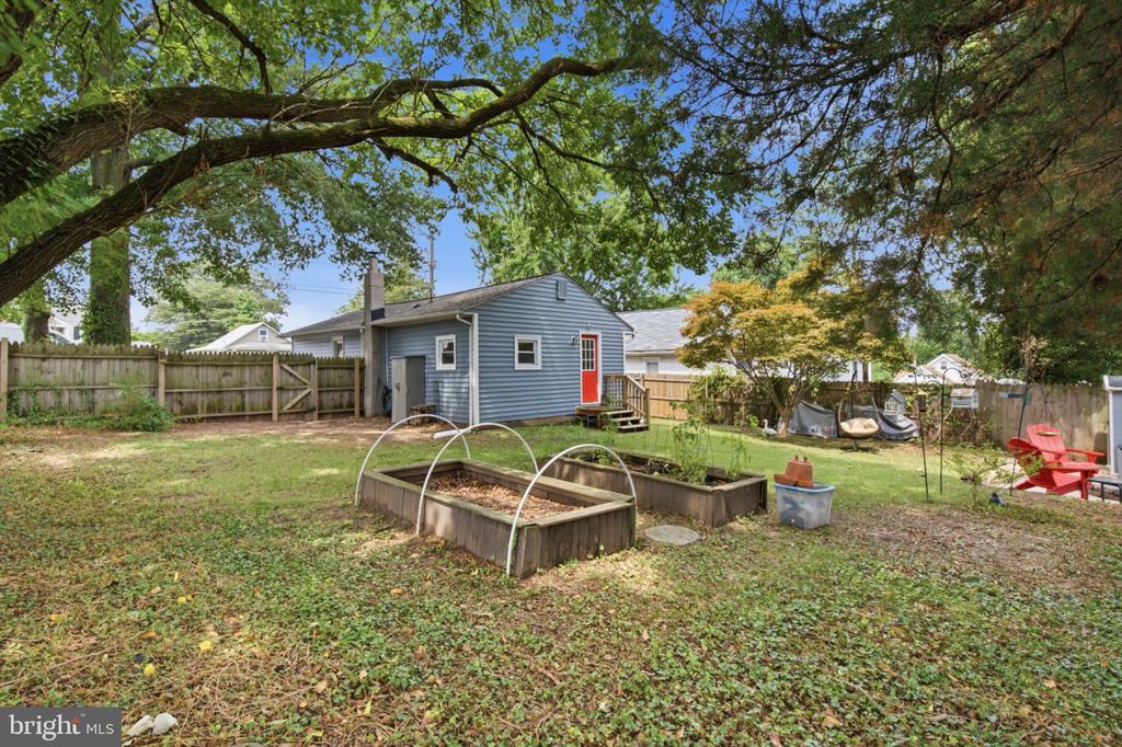 7809 BRIDGE DRIVE