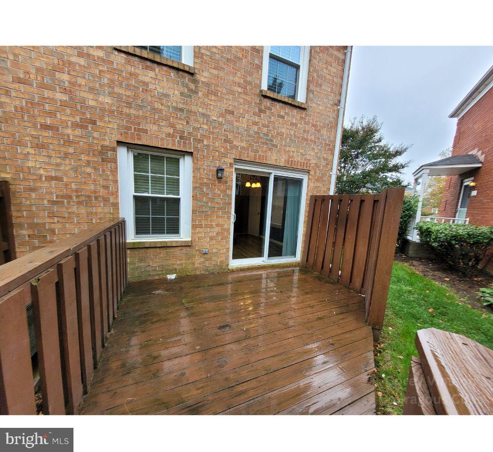 1000 DARTMOUTH GLEN WAY