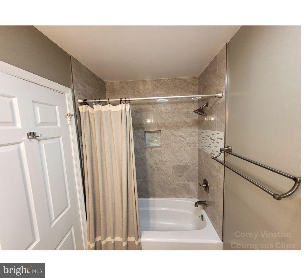 1000 DARTMOUTH GLEN WAY