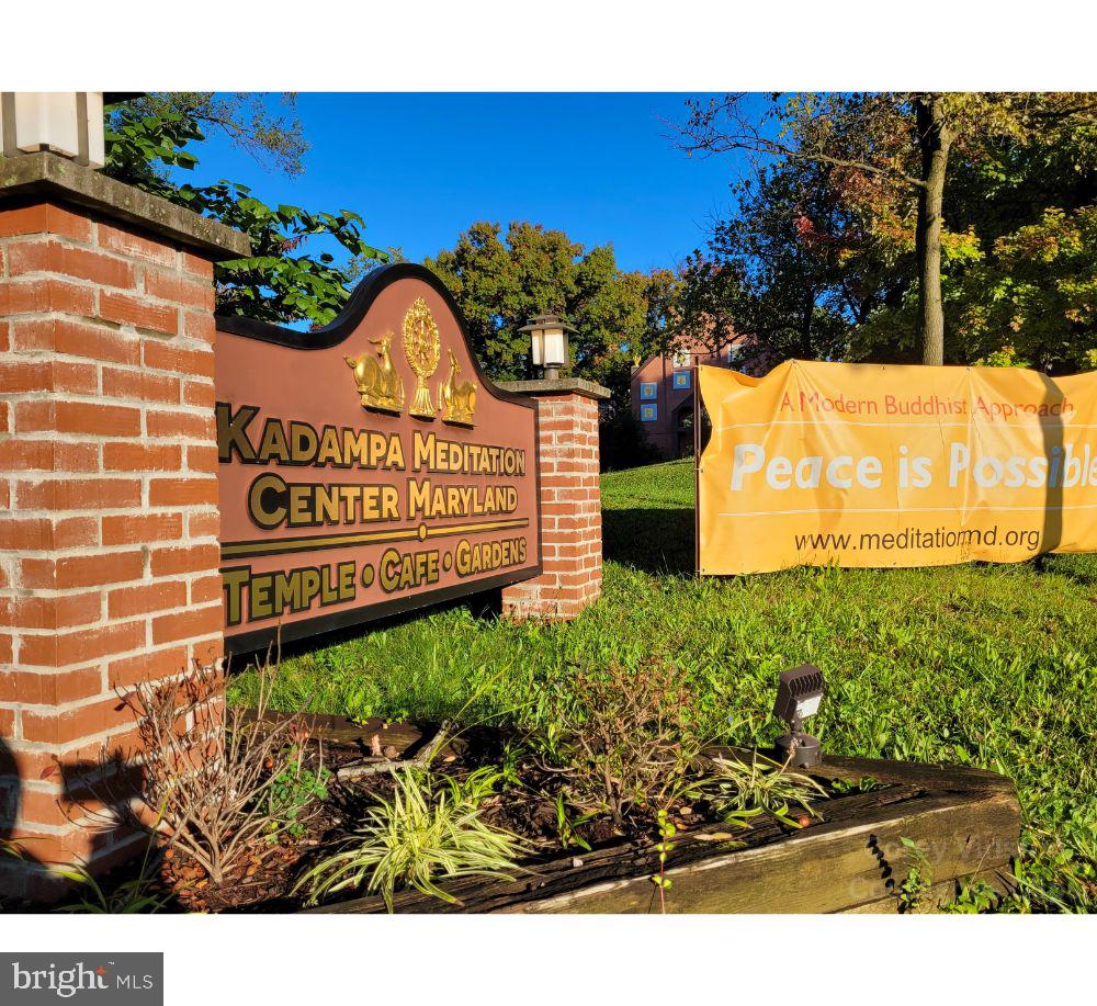 1000 DARTMOUTH GLEN WAY