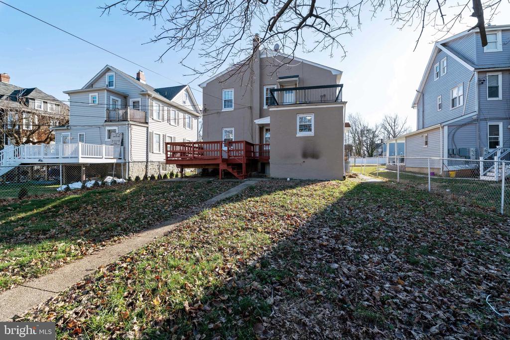 4010 Fernhill Ave
