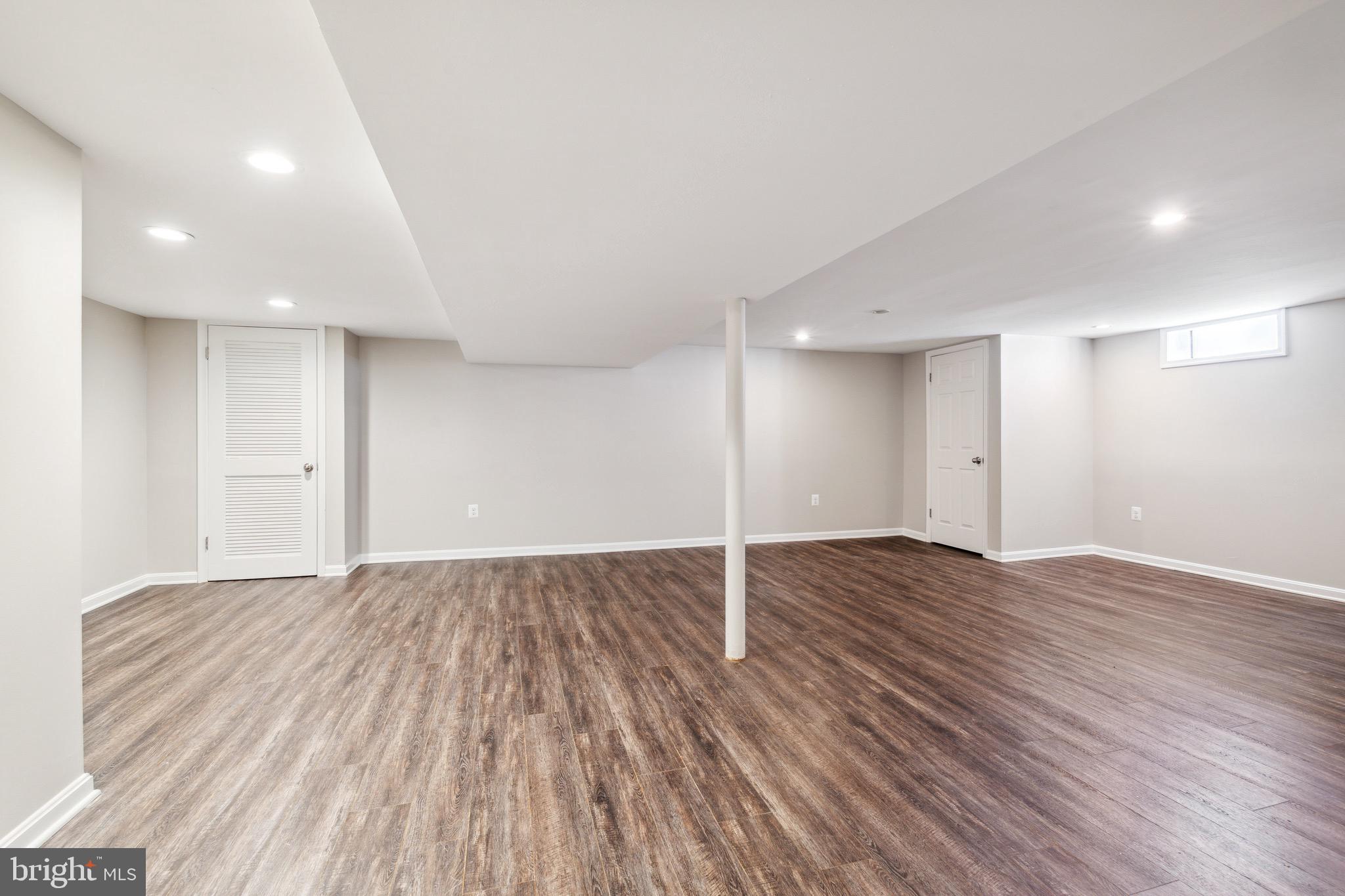 4010 Fernhill Ave