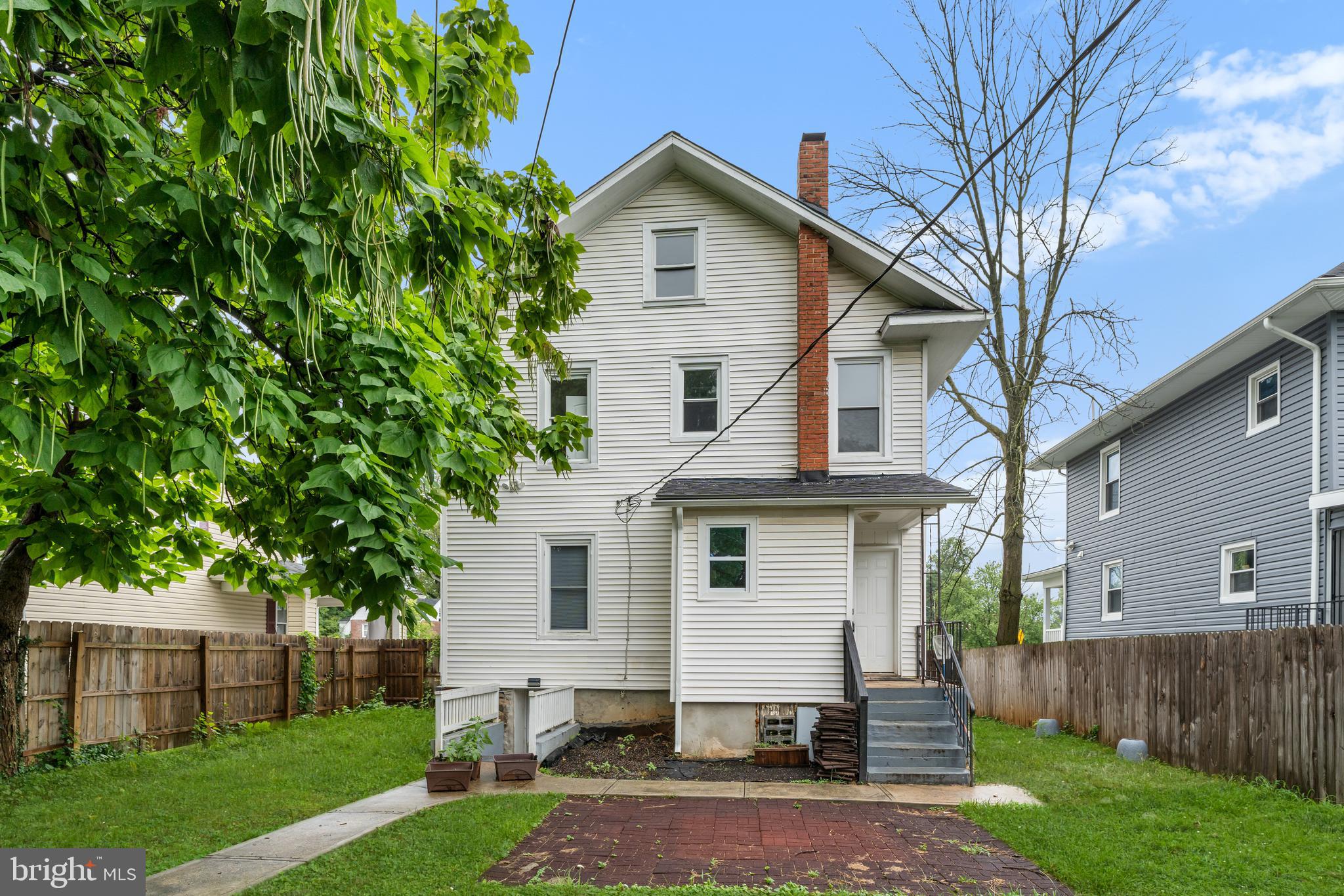 4307 Forest Park