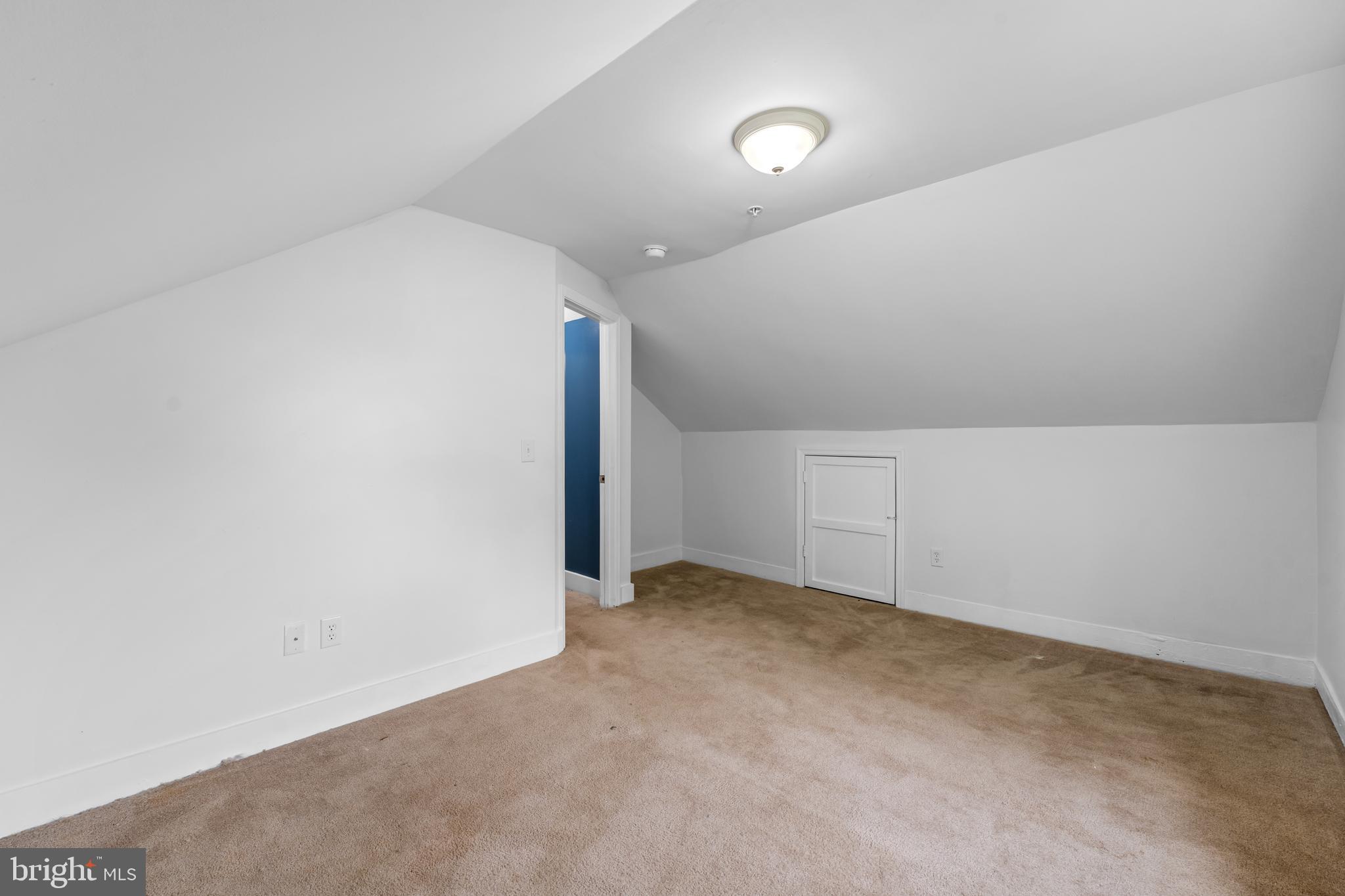 4307 Forest Park