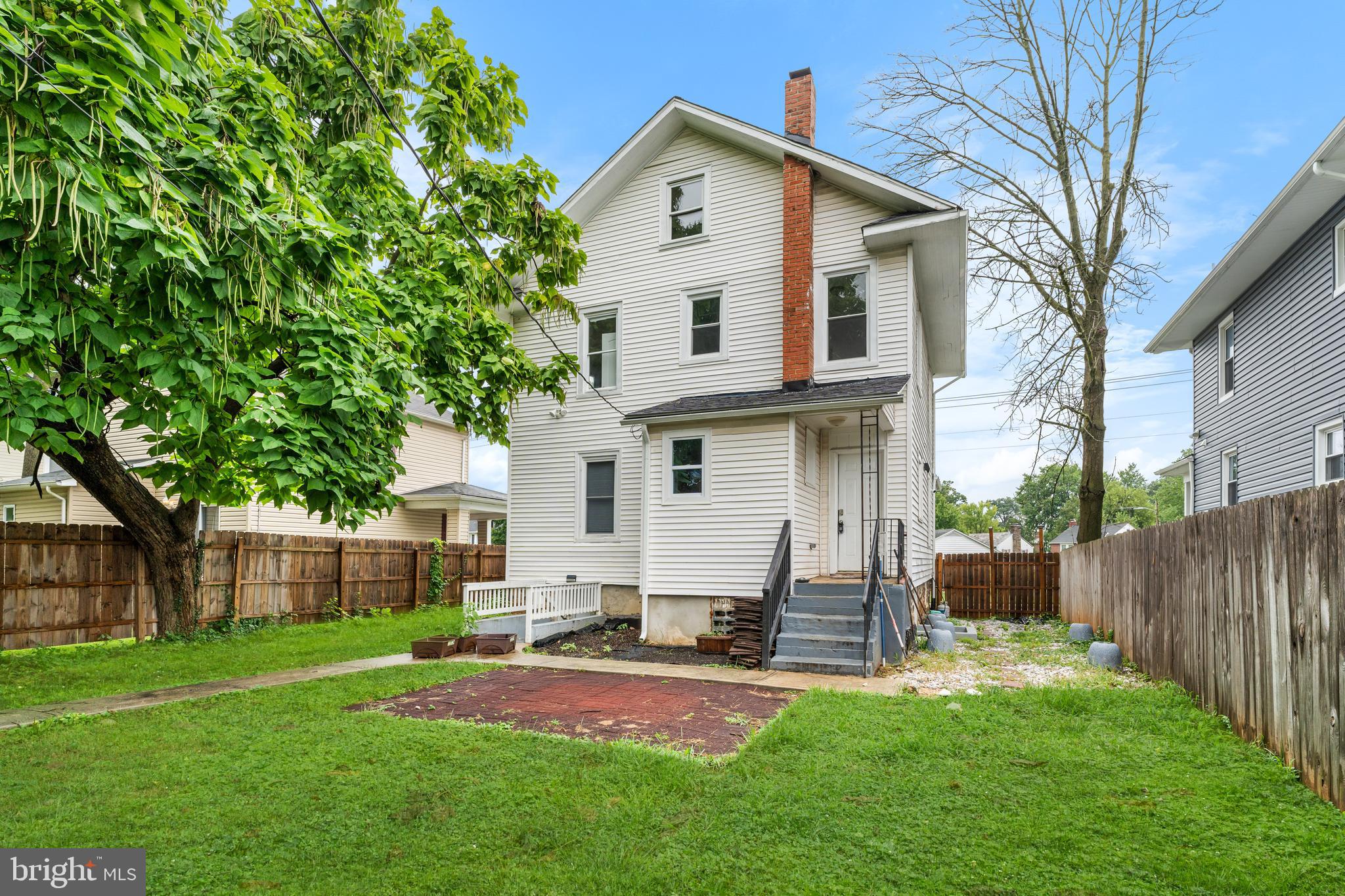 4307 Forest Park