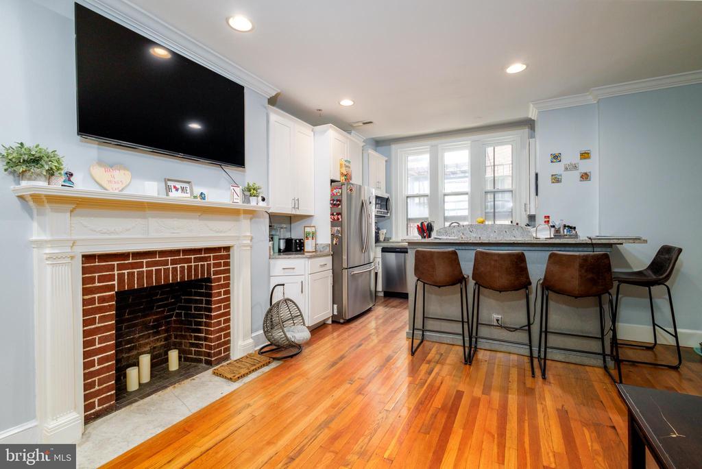 1208 Saint Paul St