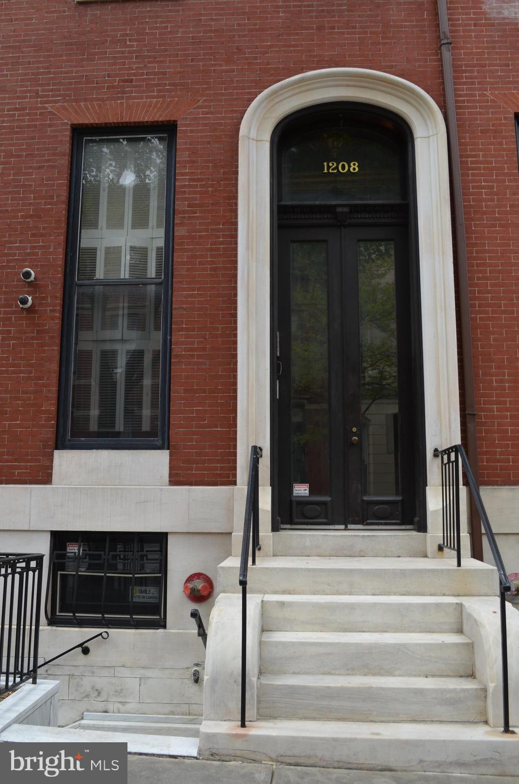 1208 Saint Paul St