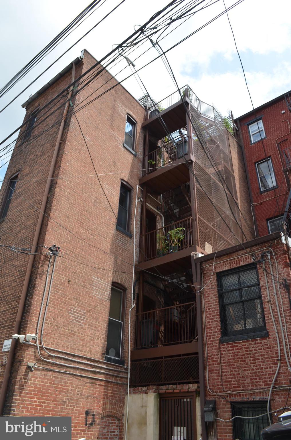 1208 Saint Paul St