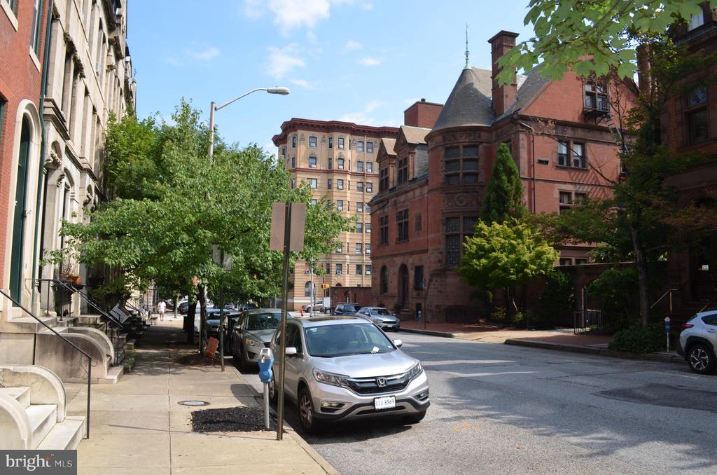 1208 Saint Paul St