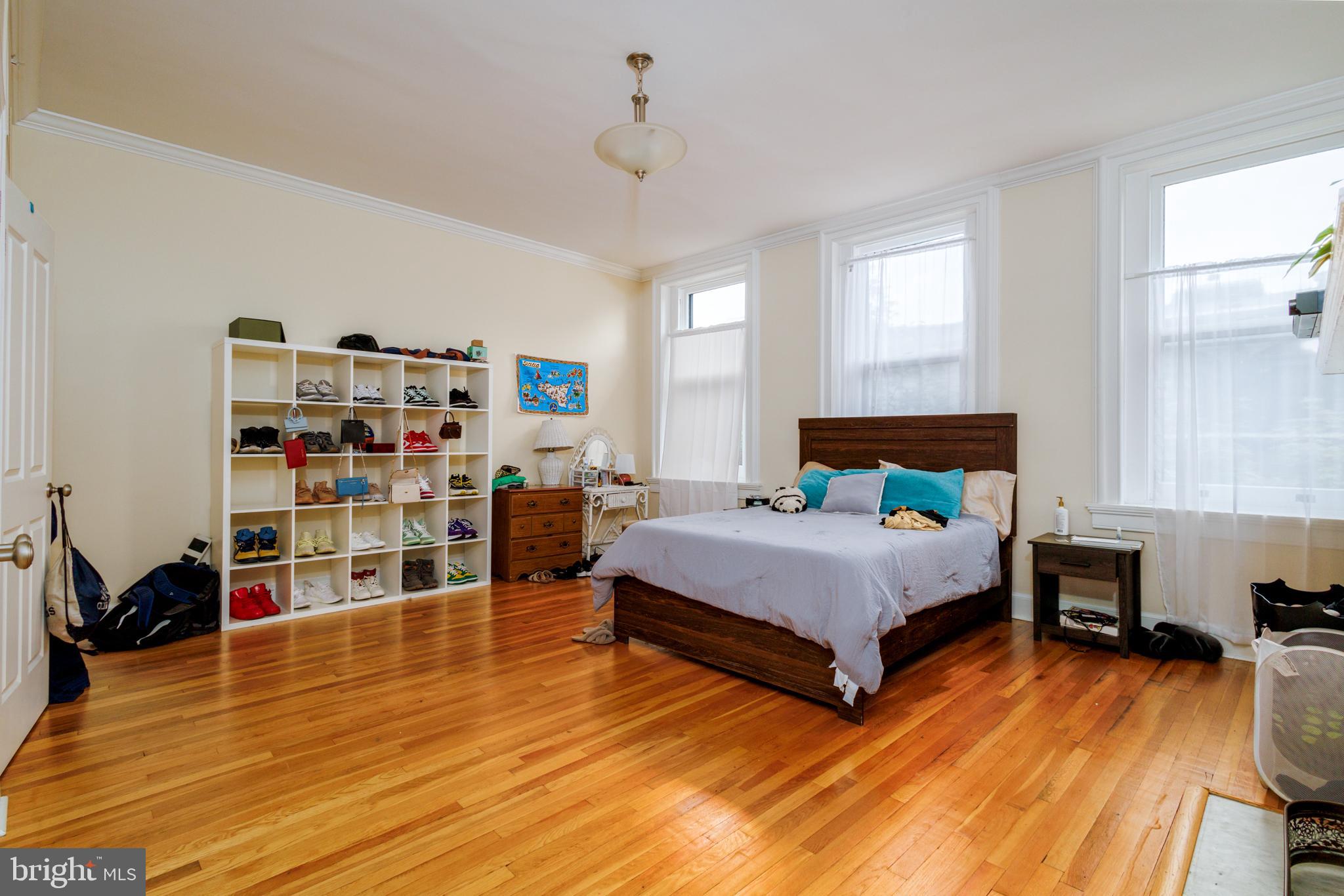1208 Saint Paul St