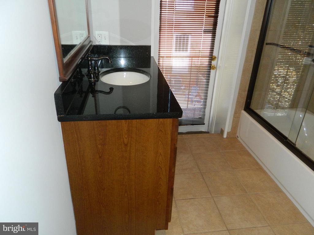 126 W HENRIETTA ST #1