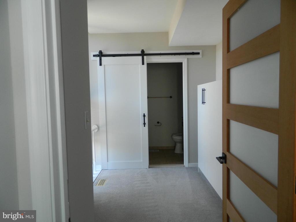 126 W HENRIETTA ST #1