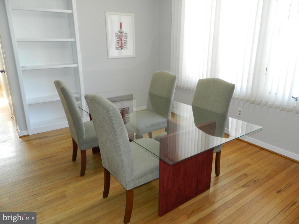 126 W HENRIETTA ST #1