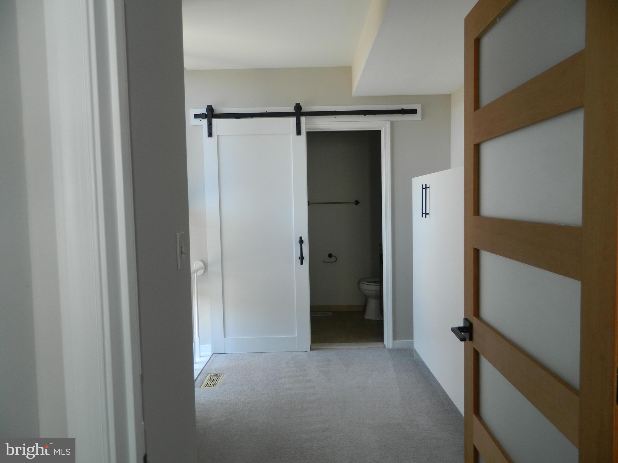 126 W HENRIETTA ST #1