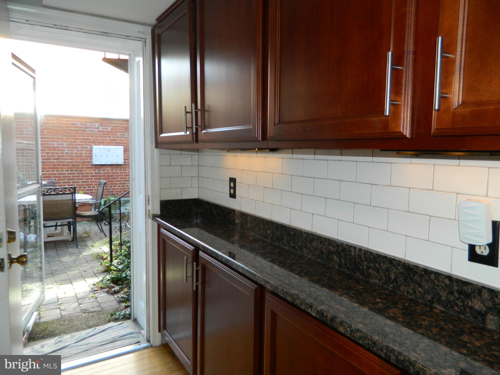 126 W HENRIETTA ST #1