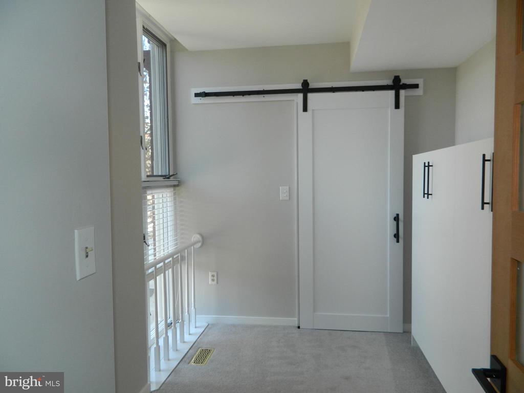 126 W HENRIETTA ST #1