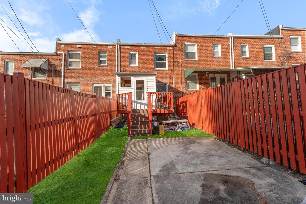 3651 Keystone Ave