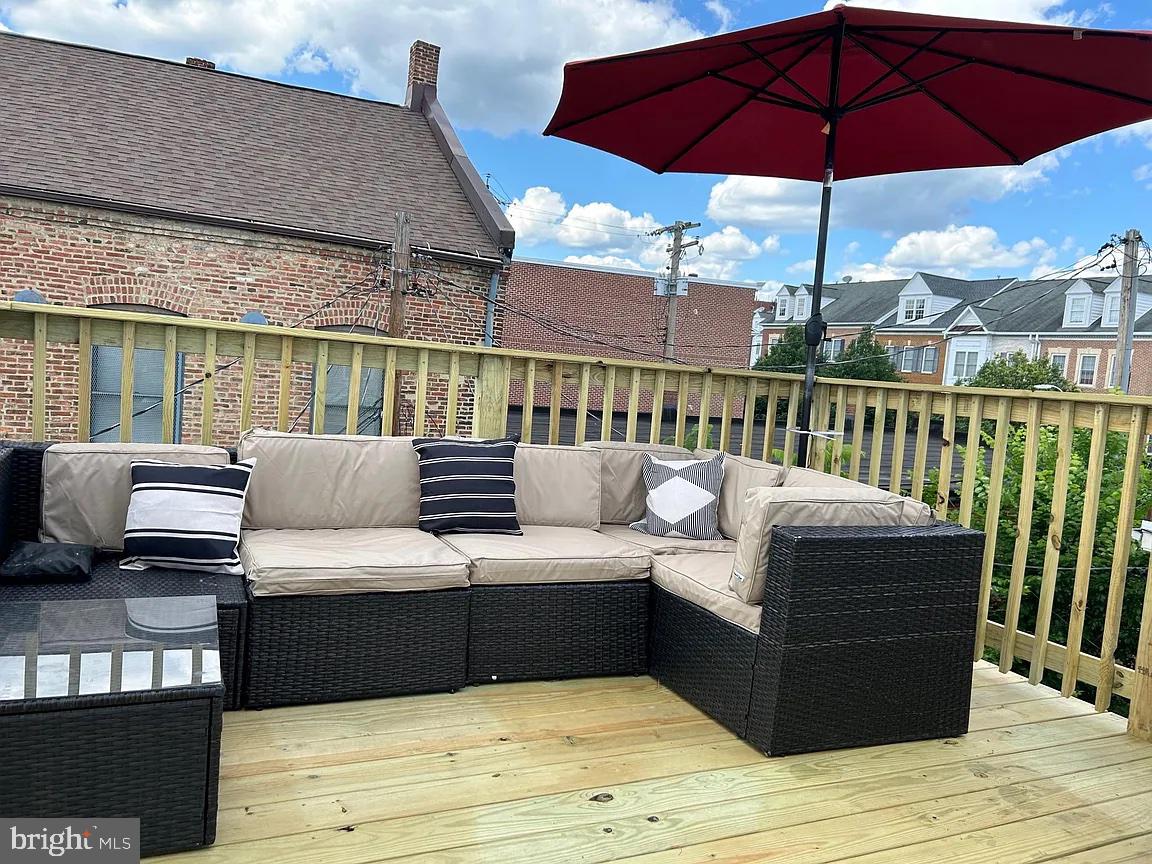 930 WASHINGTON BOULEVARD