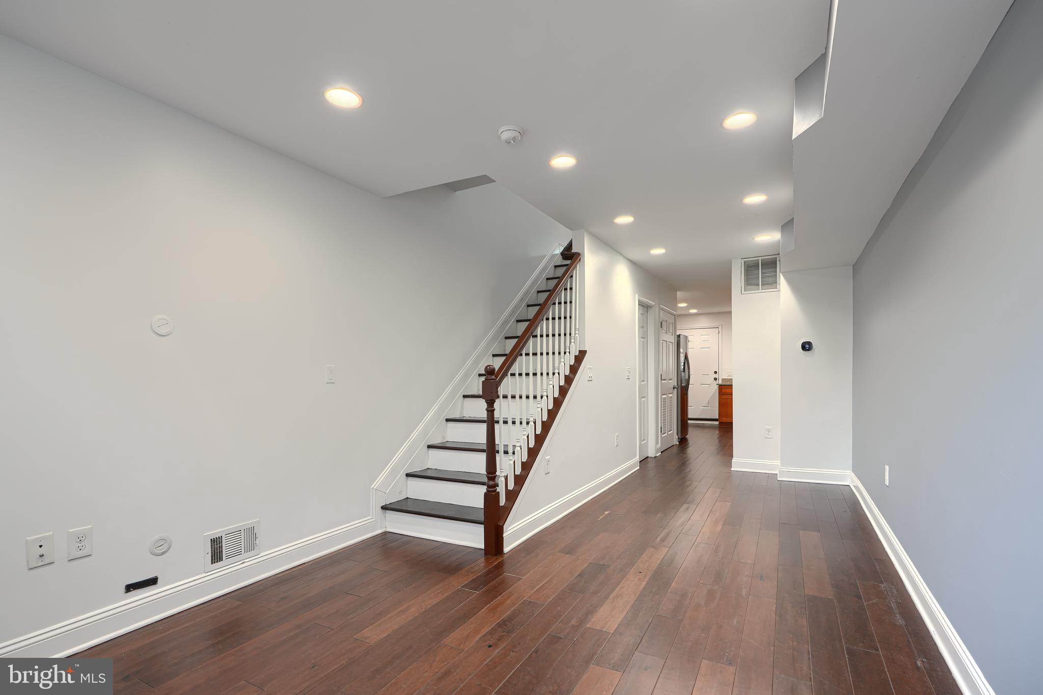 930 WASHINGTON BOULEVARD