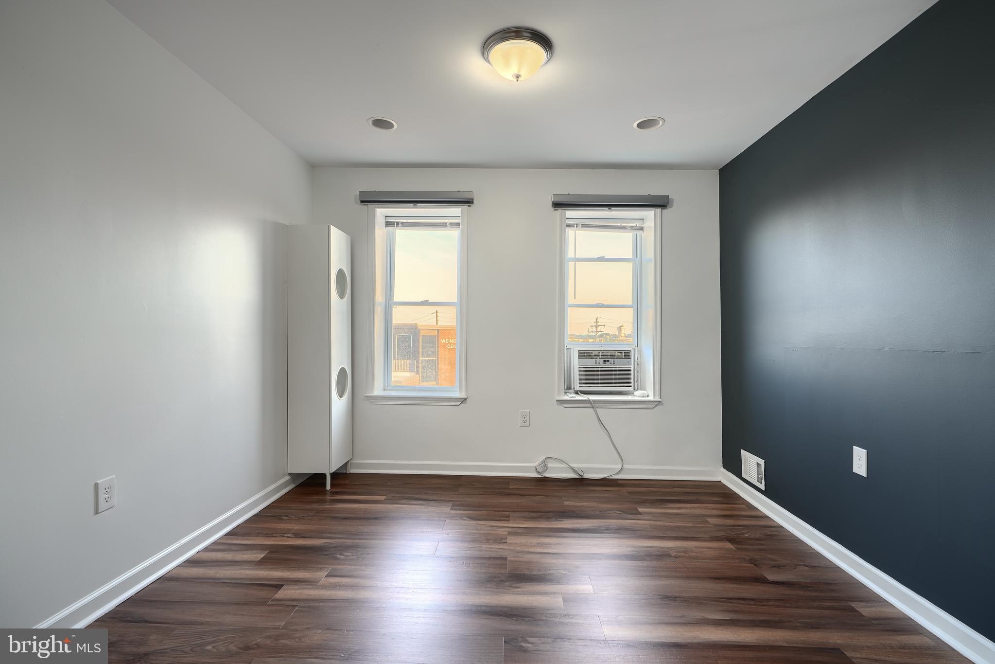 930 WASHINGTON BOULEVARD