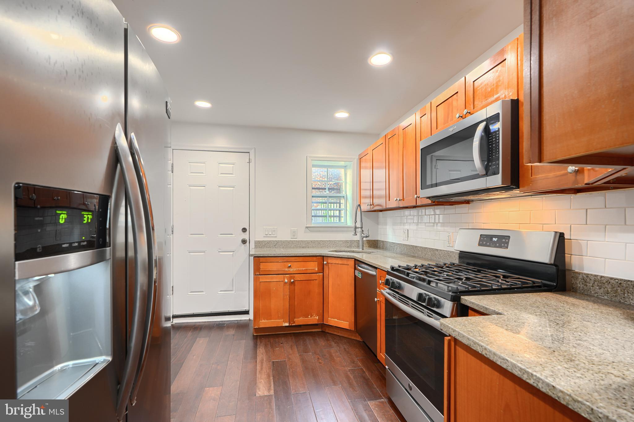 930 WASHINGTON BOULEVARD