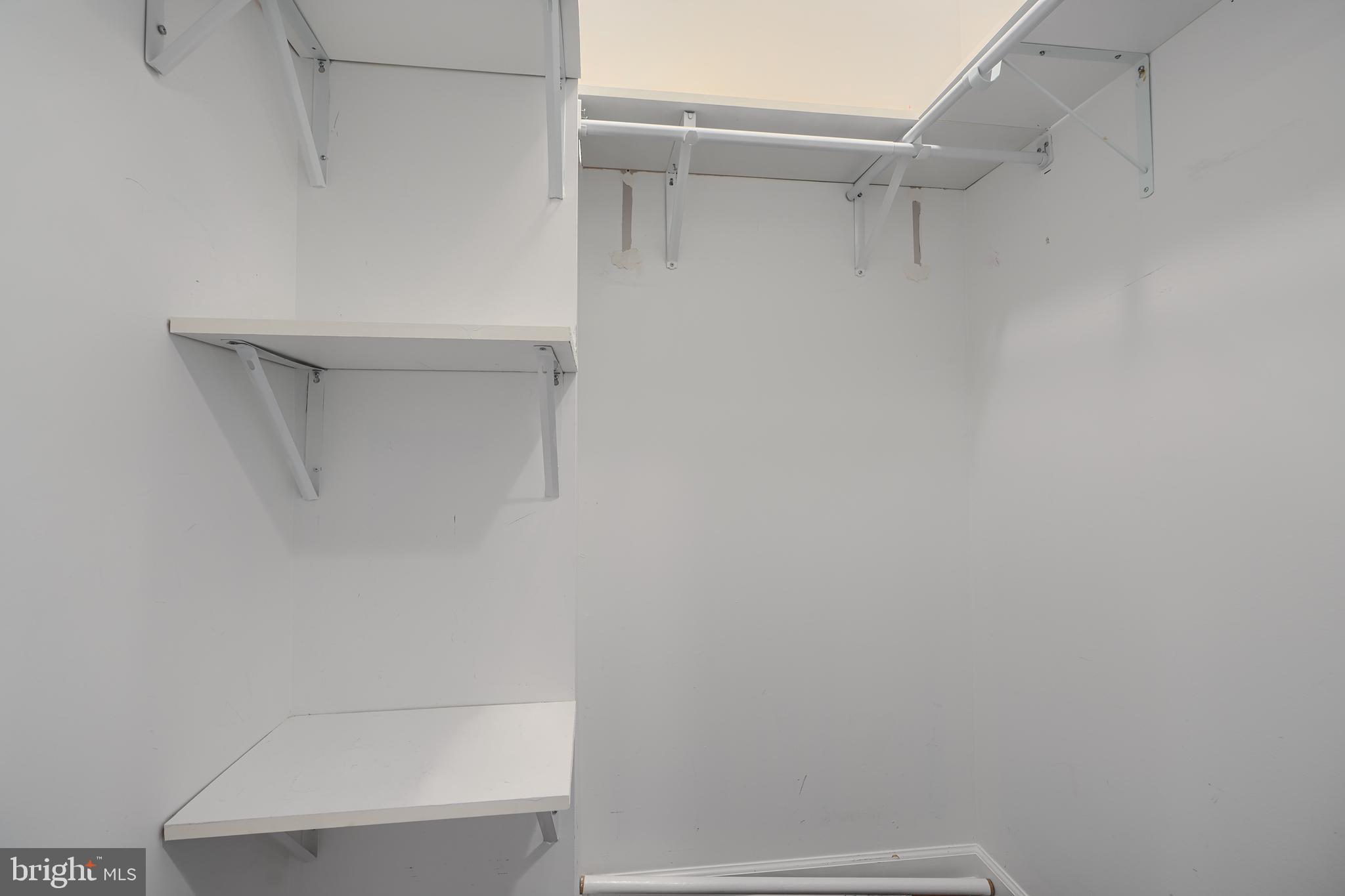 930 WASHINGTON BOULEVARD