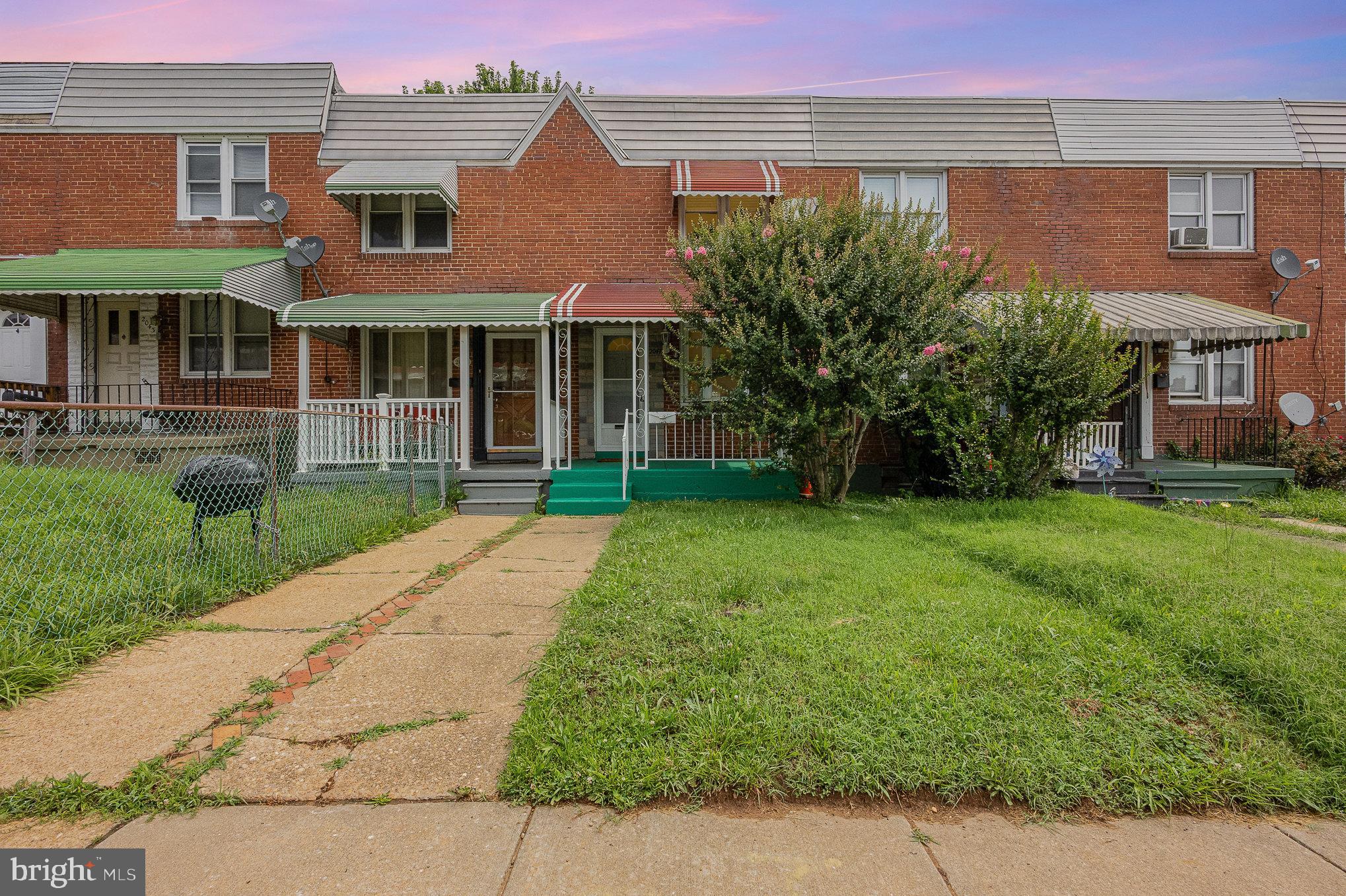 2047 Grinnalds Ave