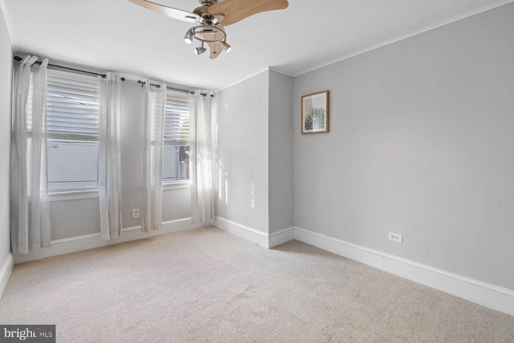 642 S LAKEWOOD AVENUE