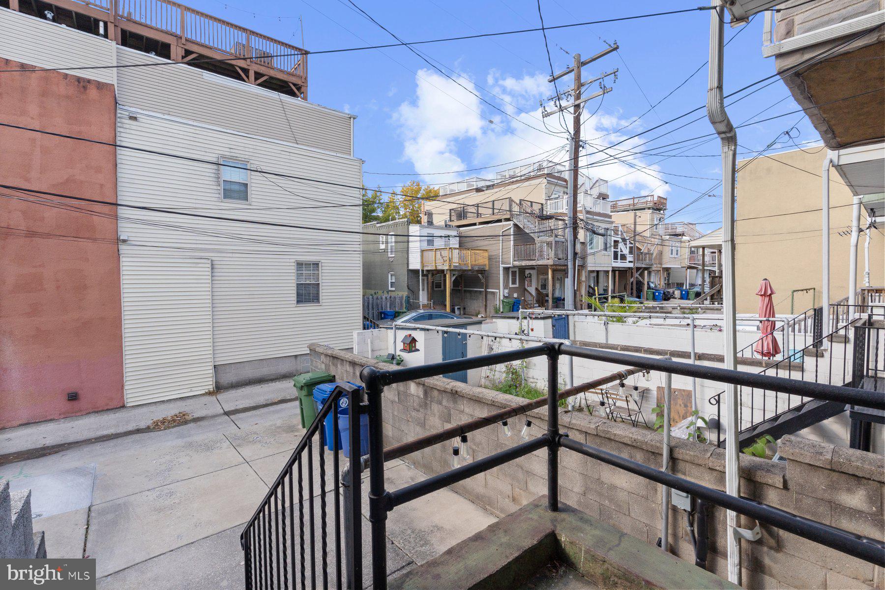 642 S LAKEWOOD AVENUE