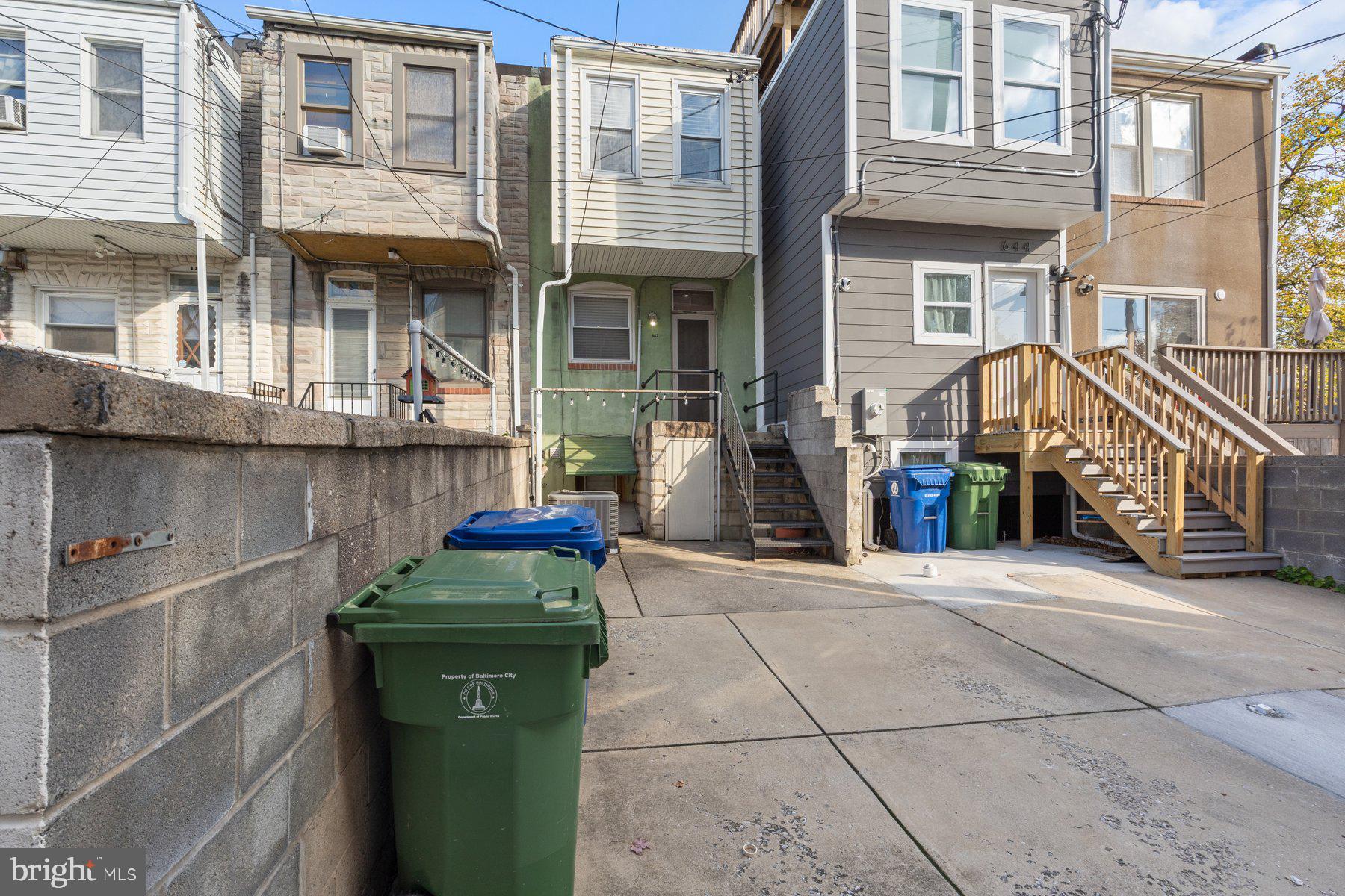 642 S LAKEWOOD AVENUE