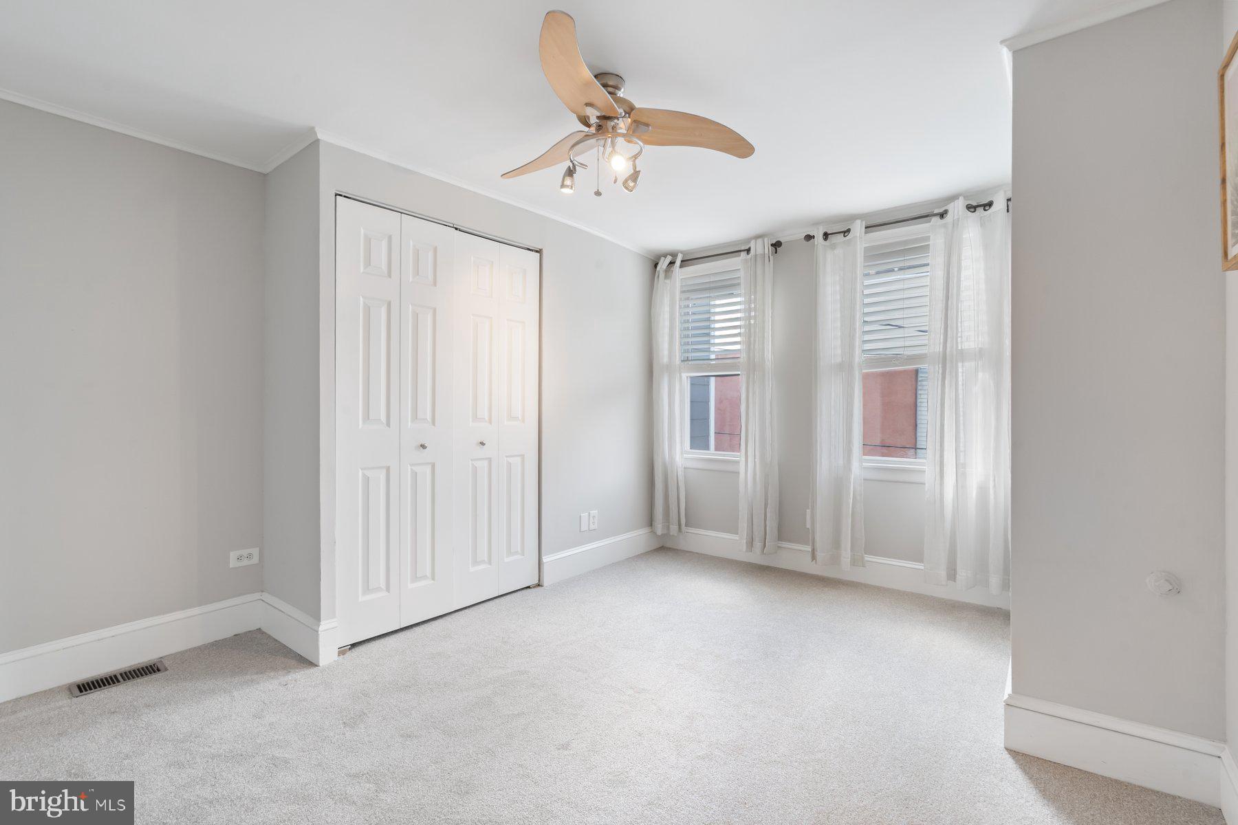 642 S LAKEWOOD AVENUE