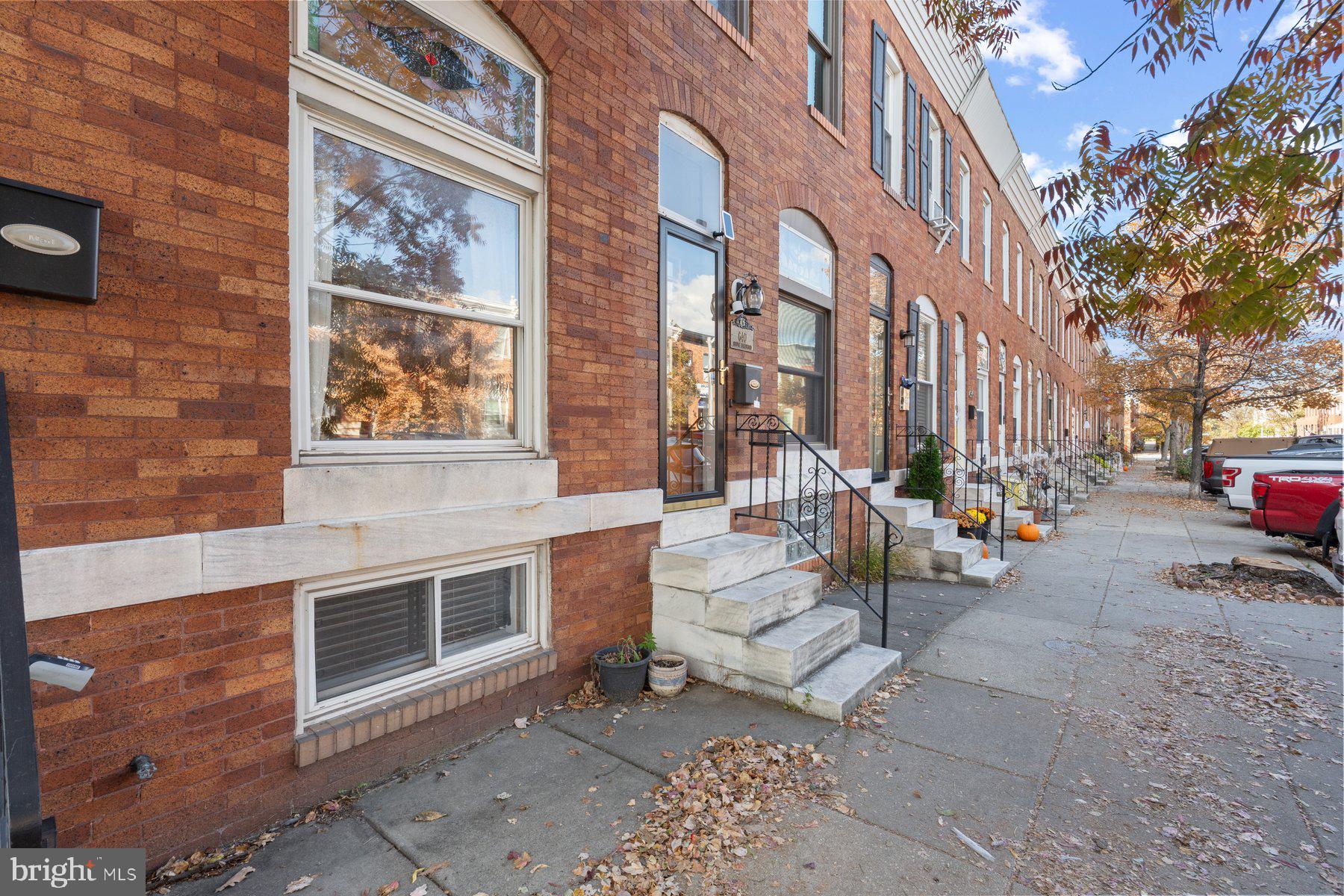 642 S LAKEWOOD AVENUE