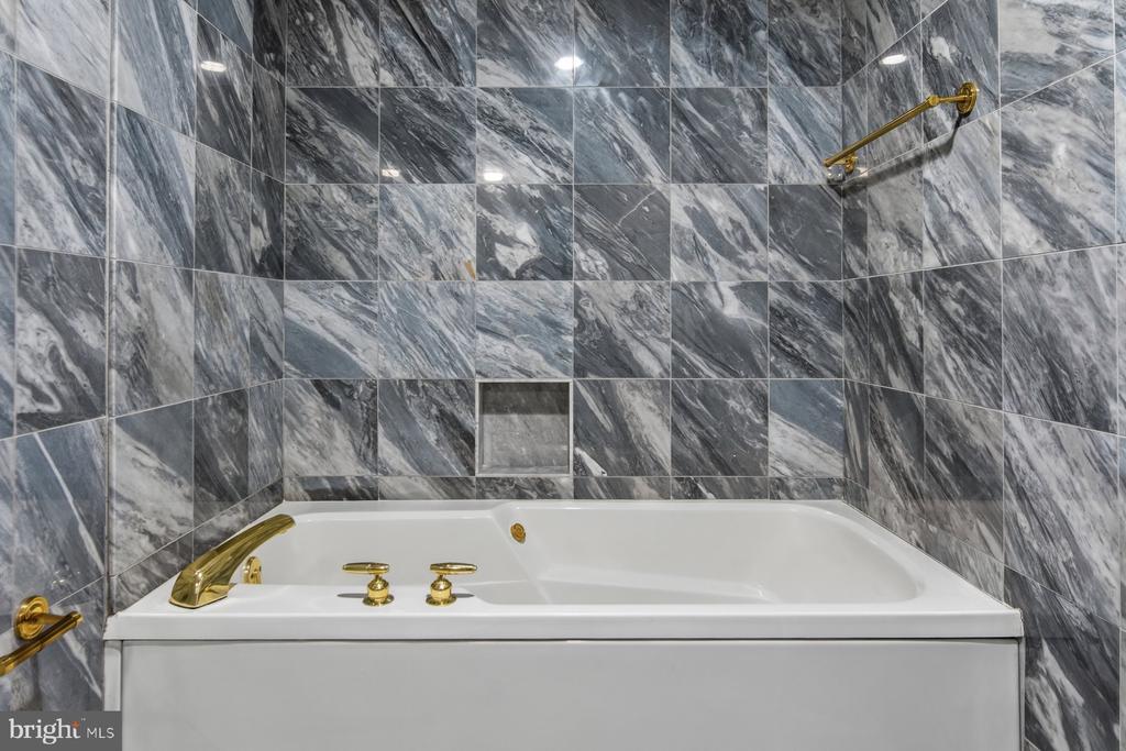 3801 CANTERBURY ROAD 403