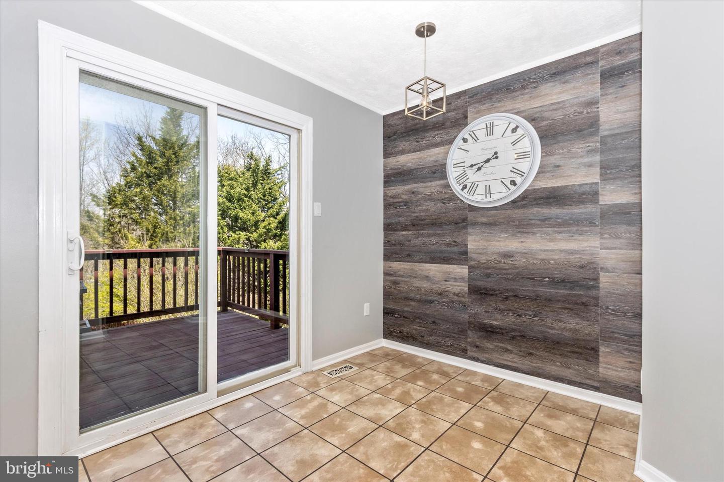 8834 Green Needle DRIVE