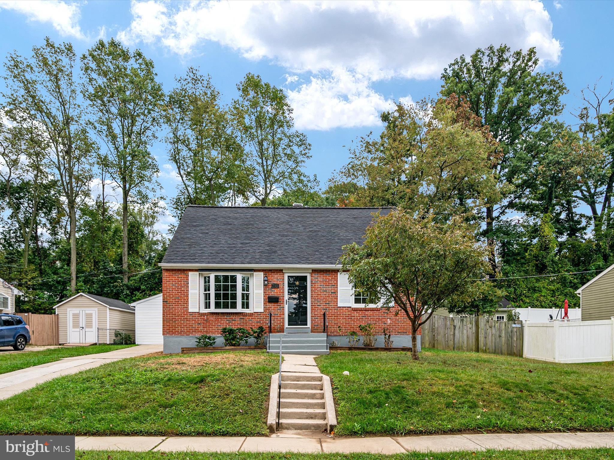233 Chartley DRIVE