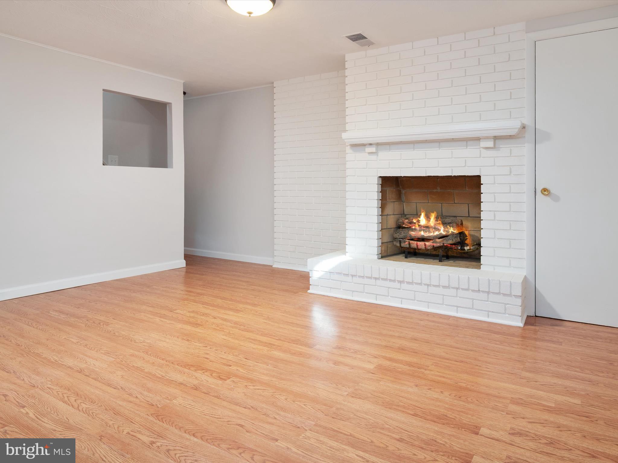 233 Chartley DRIVE