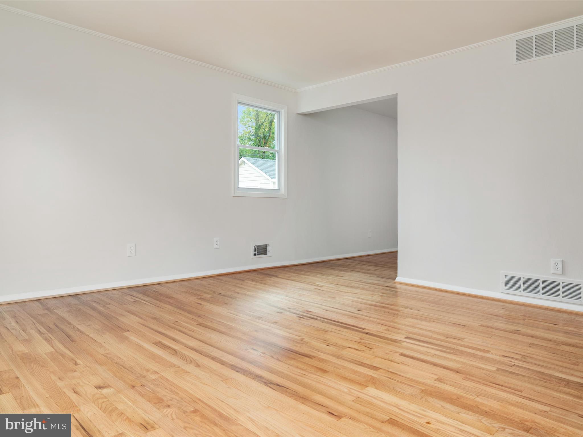 233 Chartley DRIVE