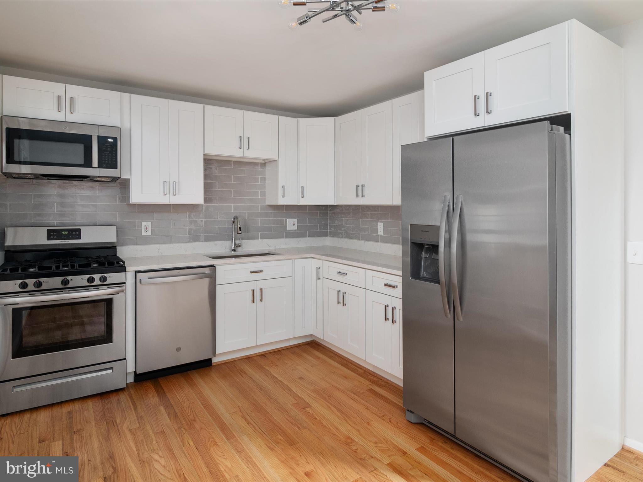 233 Chartley DRIVE