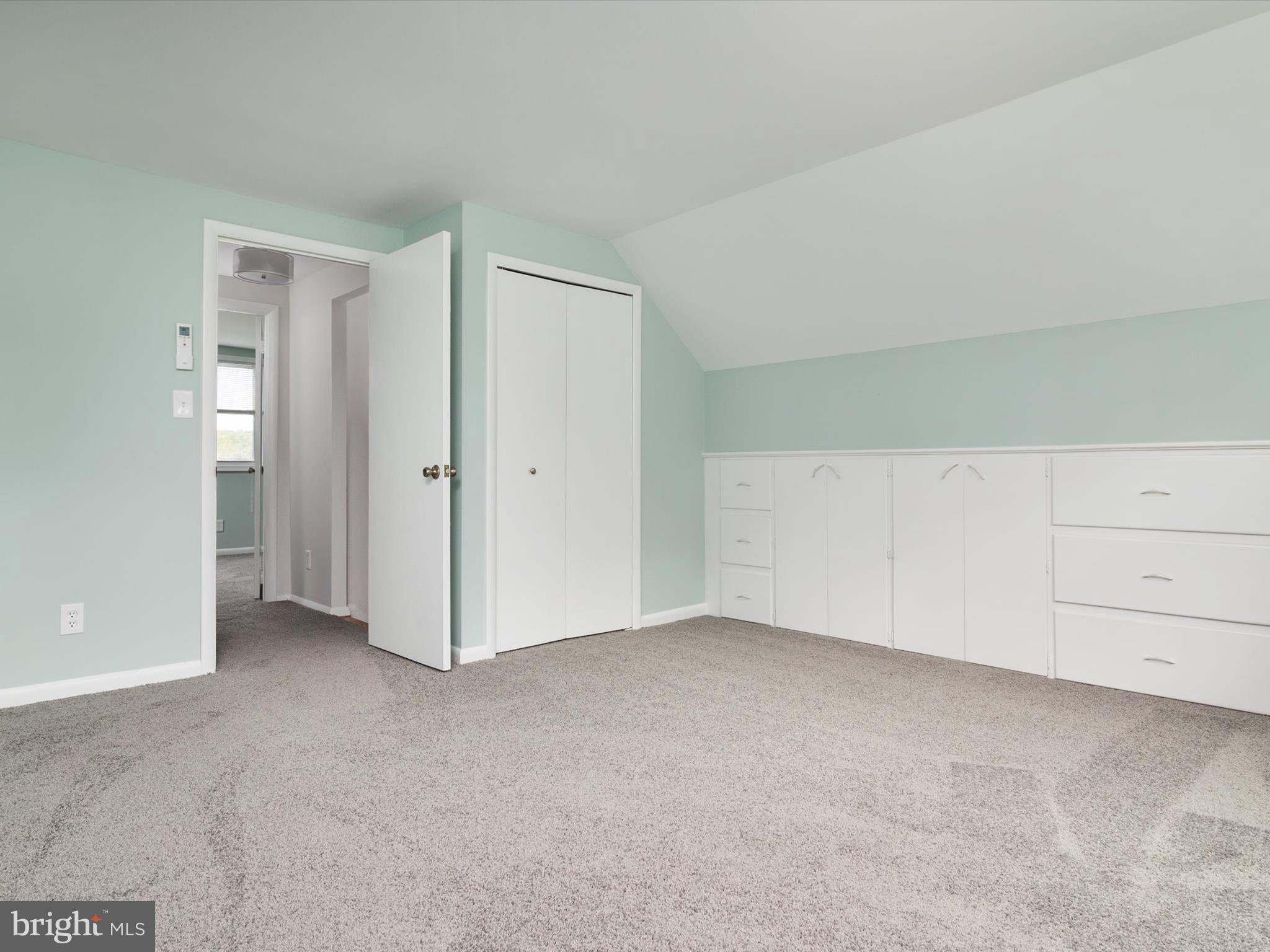 233 Chartley DRIVE