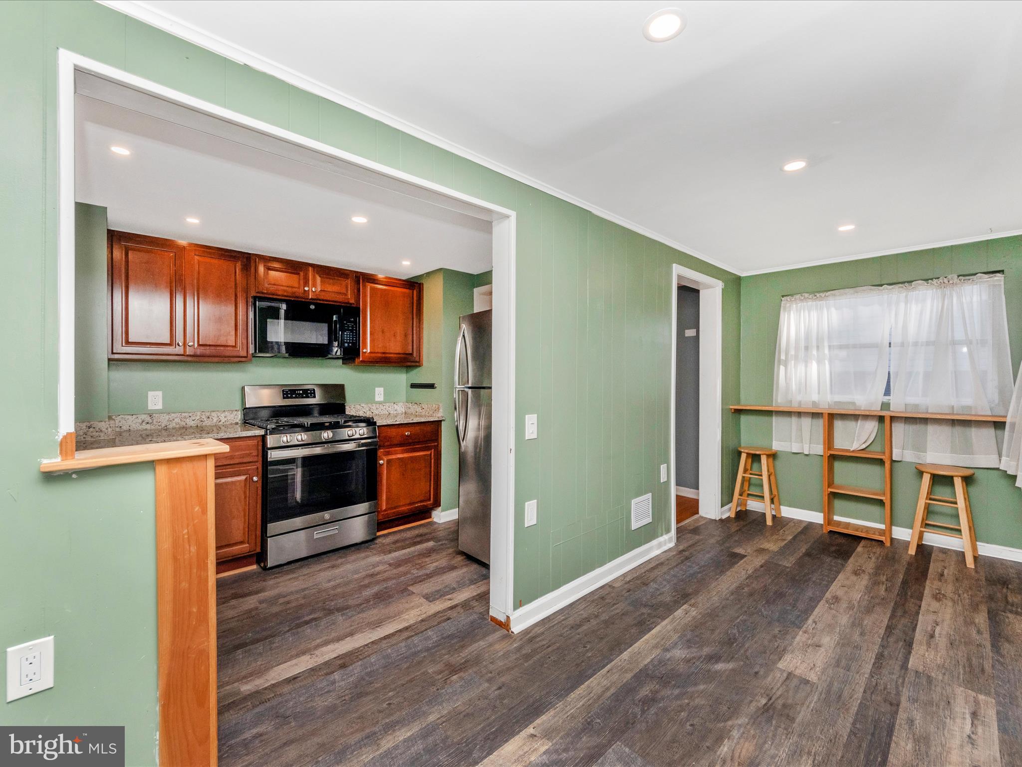 32 Walkern Rd
