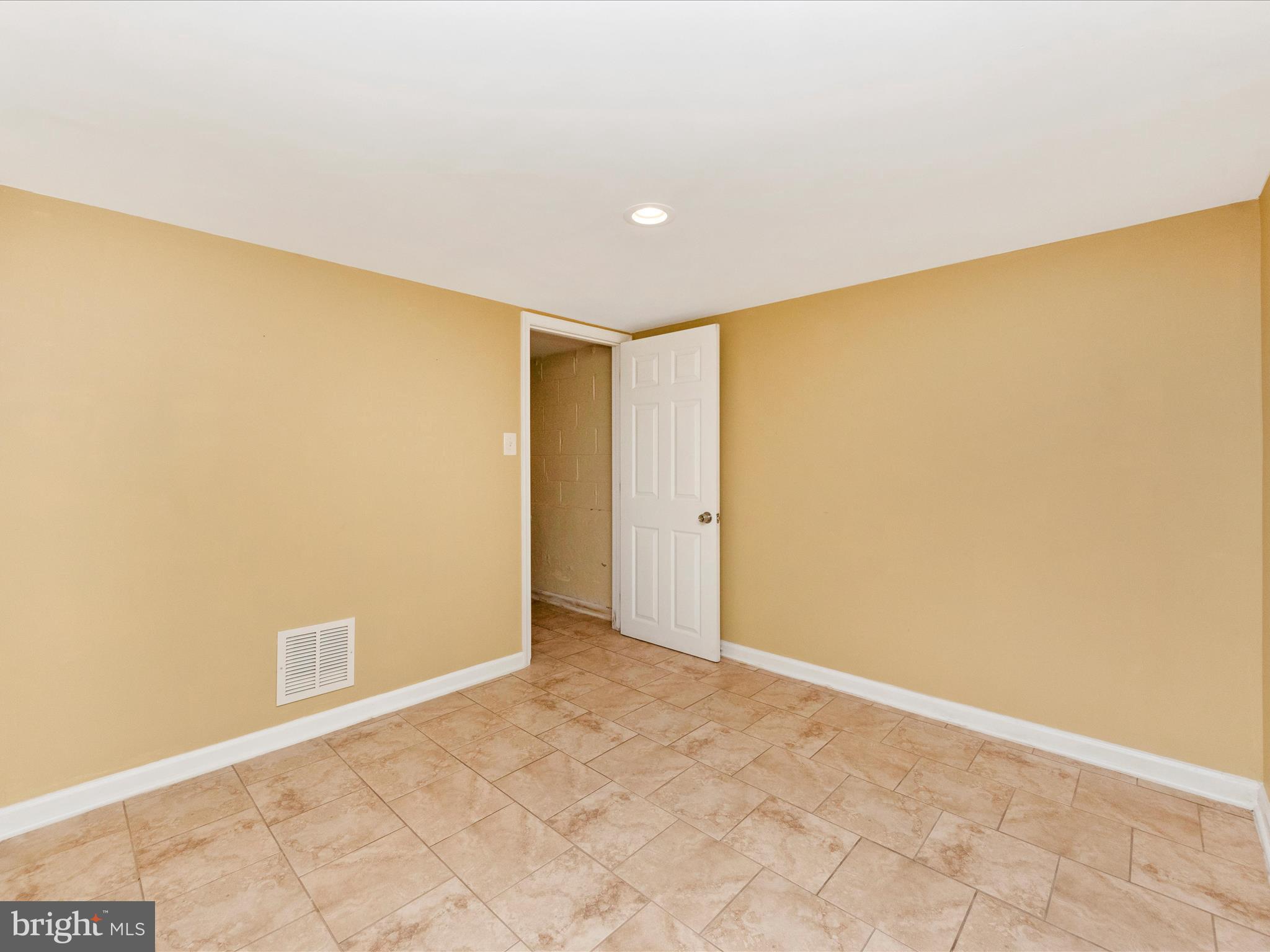 32 Walkern Rd