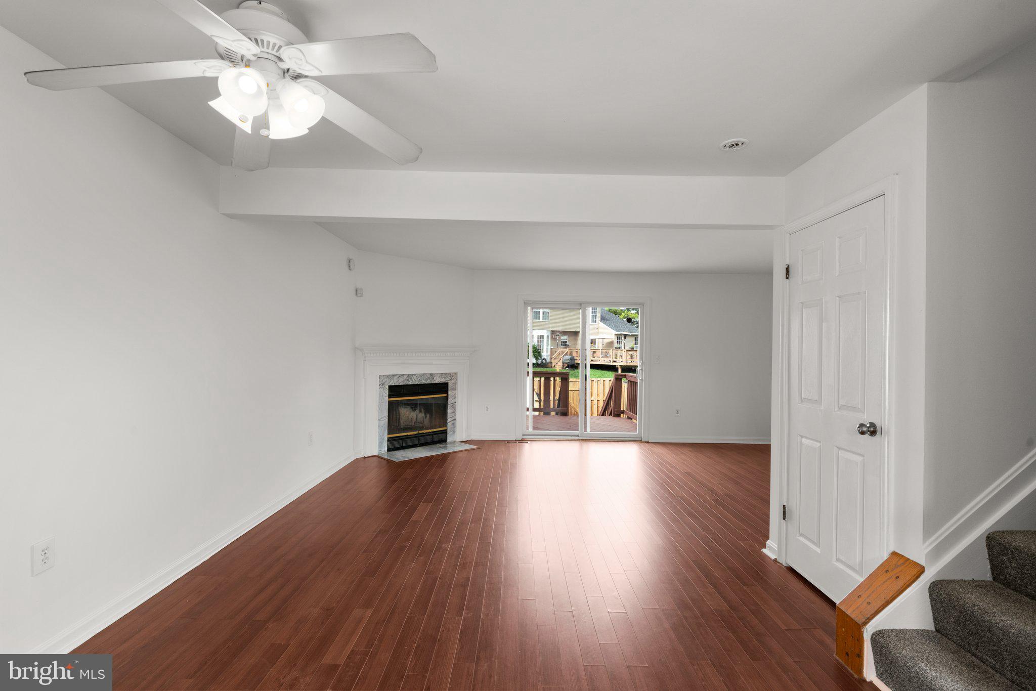 2142 Cedar Barn Way