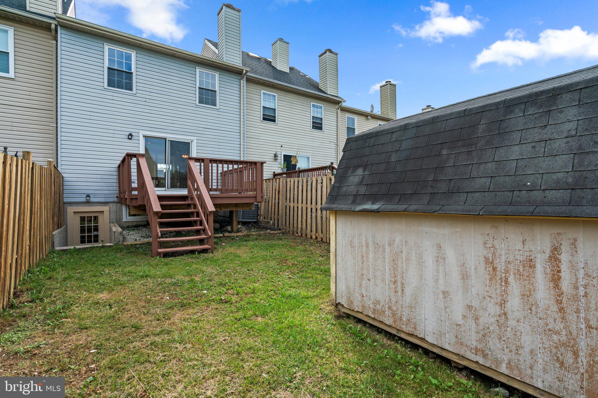 2142 Cedar Barn Way