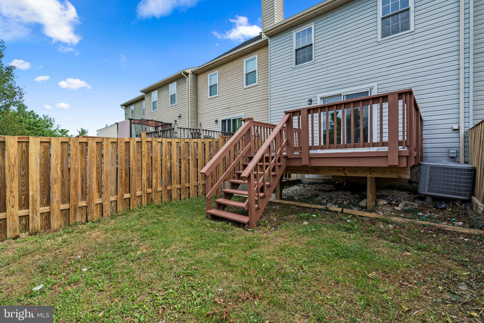 2142 Cedar Barn Way